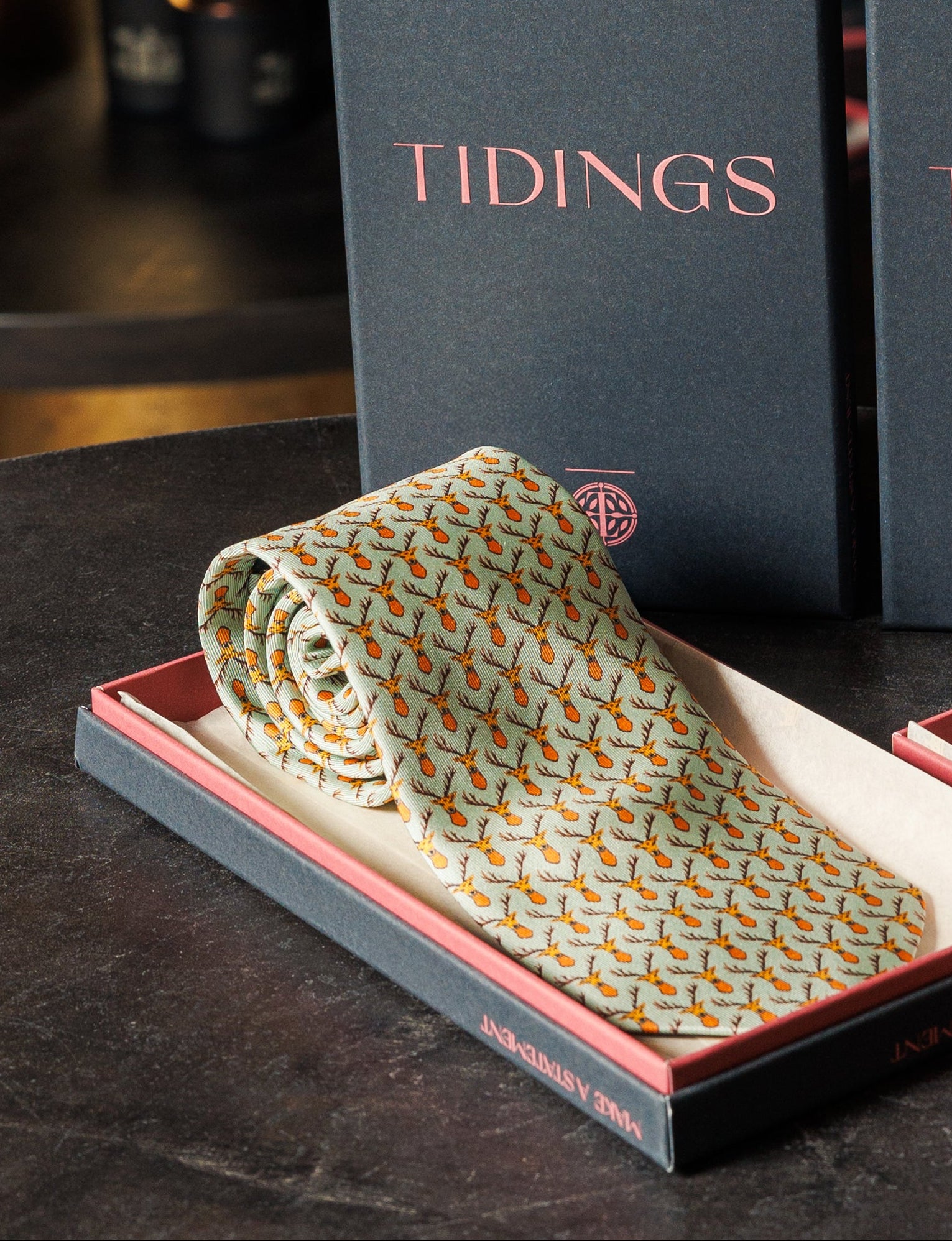Tidings X Dromoland Stag Heads Tie - Green