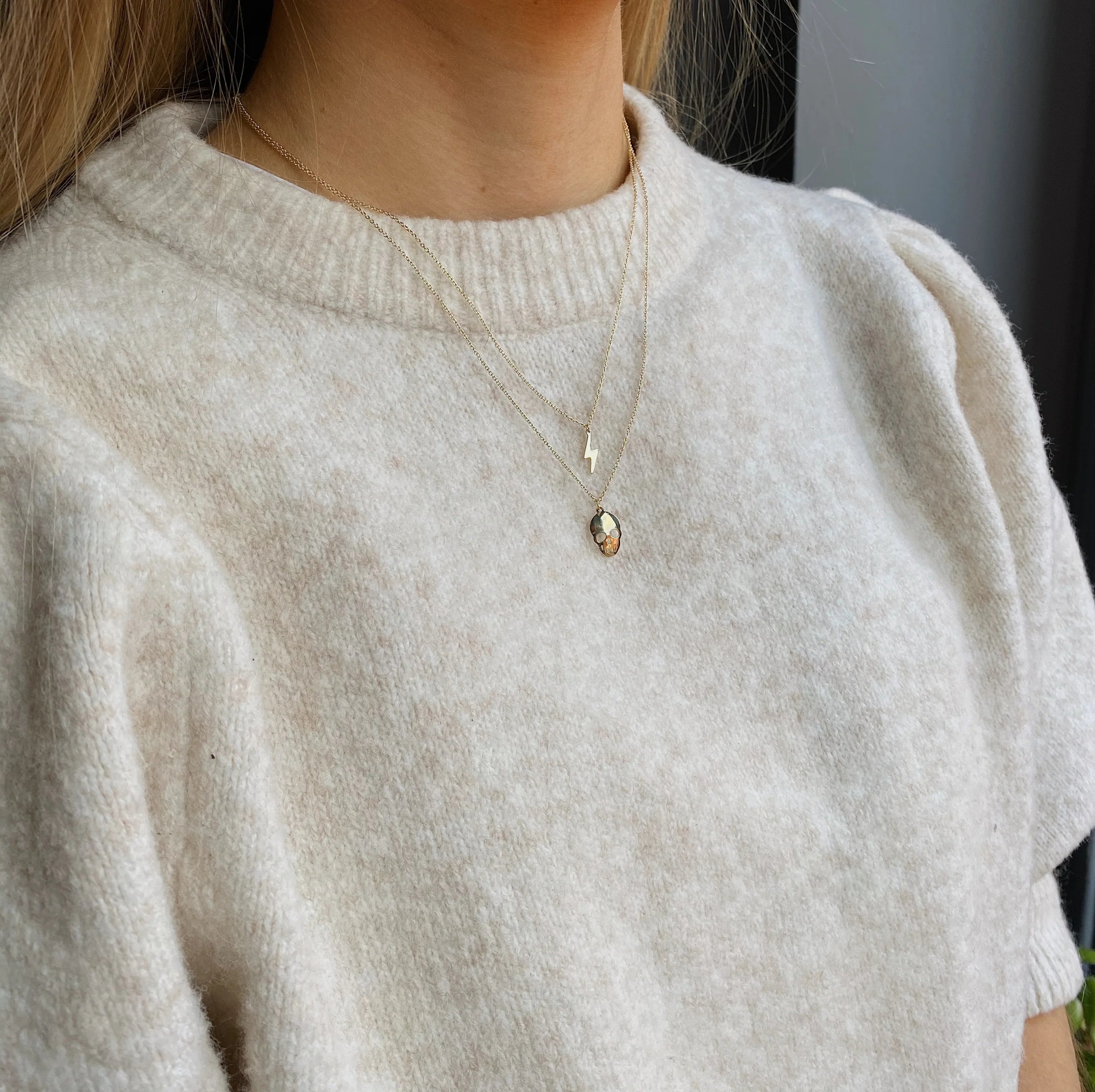 9kt Gold Lightning Bolt Pendant Necklace